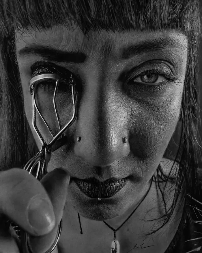 Artist Spends Hundreds Of Hours Creating Drawings With Charcoal And Graphite Pencils (30 Pics)
