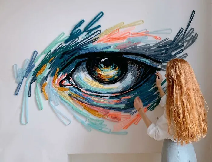 Embroidery On Tulle: 30 New Art Pieces With 3D Effect By This Artist