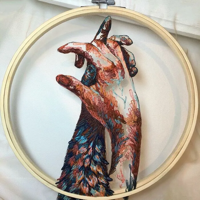 Embroidery On Tulle: 30 New Art Pieces With 3D Effect By This Artist