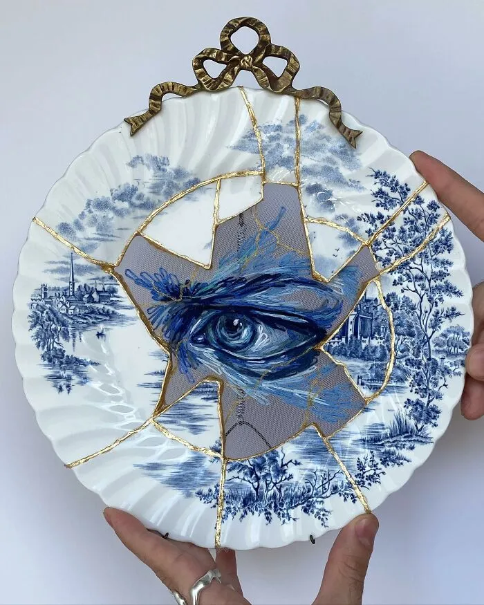 Embroidery On Tulle: 30 New Art Pieces With 3D Effect By This Artist
