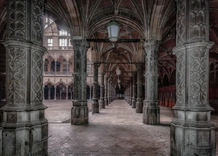 I Photographed An Abandoned Building From The 15th-Century, And Here's The Result (11 Pics)