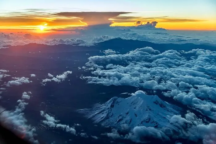 30 Breathtaking Aerial Photos Captured By This Pilot (New Pics)