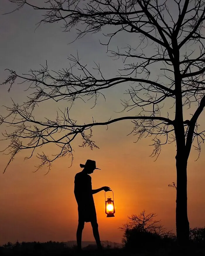 This Photographer Captures The Sun As An Integral Part Of His Photo Stories (17 New Pics)