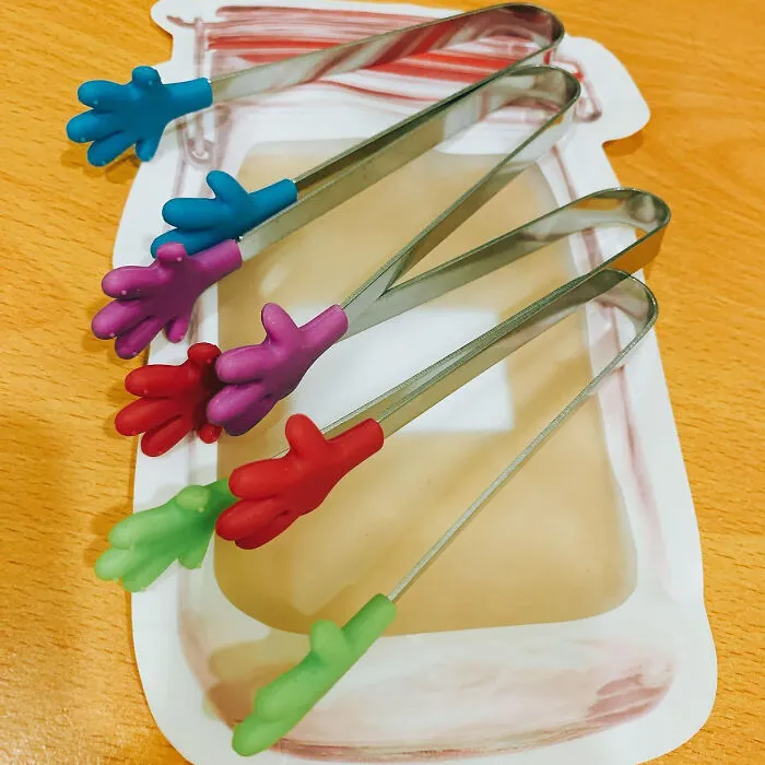 <a Style="Display:inline;" Href="Https://Www.amazon.com/Perfectly-Designed-Silicone-Kitchen-Gadgets/Dp/B071p81qvn?crid=1nl3vbtpat8jb&dib=eyj2ijoimsj9.vrtq9n4uce_a2zjddr97lvrz85zzo-Mvxtqfxpibiztaftuurfxhzrsykdfsjgcaakpydkhgupa55qozhmrgxj2s2w5hebidzq3jczpvuufgtdcnsayyeeyynkrtydtdblsiq-Wlr5t8znmpirdkd4o7n9iokgi_t2dxshh8ajtf8p6lm5ytfs9ithifmwoy263n3xz9vsgiiev6cgw03001ivxjxnutlkzpozqlzoxj3eimlj6f5k9vnezmnqlabc9cidftmzkovm9a2bxswimdqrswffd4anzv4-7fo-K.wy_zzmvgu6ngq8asnroqwmne2goofnp0yh7x-Q-Dg8e&dib_tag=se&keywords=hands%2bchopsticks&qid=1712734567&sprefix=hands%2bchopsticks%2caps%2c173&sr=8-9&th=1&linkcode=ll1&tag=bprabbit-20&linkid=a4276759c2e5413d25ad610008d1cb8a&language=en_us&ref_=as_li_ss_tl" Target="_blank"><span Style="Font: Inherit; Color: #d74b1f;"> Mini Hand Tongs </Span> Are The Tiny Titans Of The Kitchen, Offering A Helping Hand (Or Pinch) For Precise Portioning And Serving, Adding A Dash Of Elegance To Every Meal