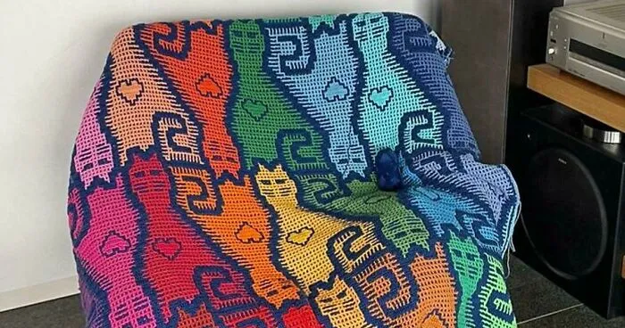 “I Need Therapy After Having Weaved In All The Ends”: 30 People Share Their Best Crochet Art (New Pics)