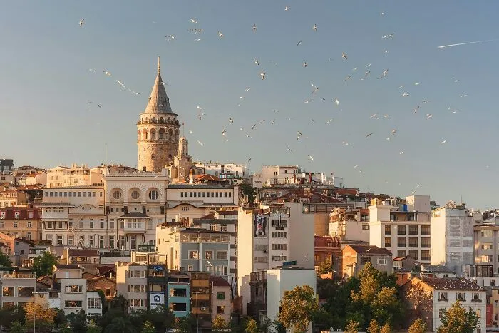 Someone Asked “What Is The Best City You’ve Ever Visited?” And 30 Peeps Delivered