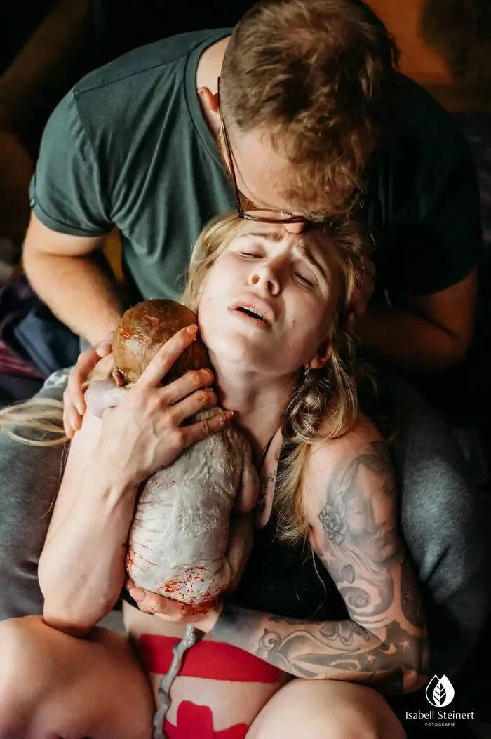 Best In Delivery: Fine Art: "Raw Embrace", Isabell Steinert , Germany