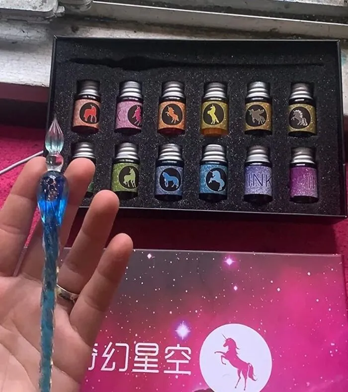 This <span Style="Font:inherit;color:#d74b1f;"> Glass Pen And Ink Set</Span> Is Giving Harry Potter Realness And We Are Here For It!