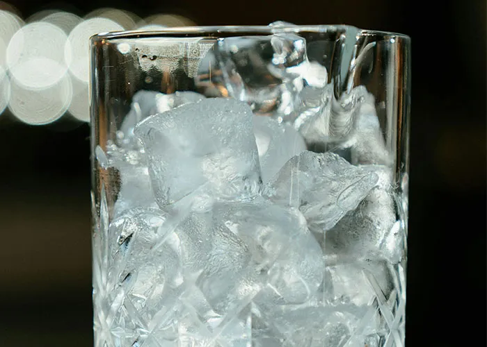 “I Was Chewing Ice”: 35 Cancer Survivors Share The Subtle And Overt Signs That Something Was Wrong
