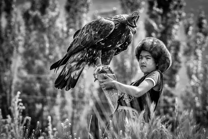 20 Poignant Images Depicting The Global Issue Of Child Labor By This Photographer