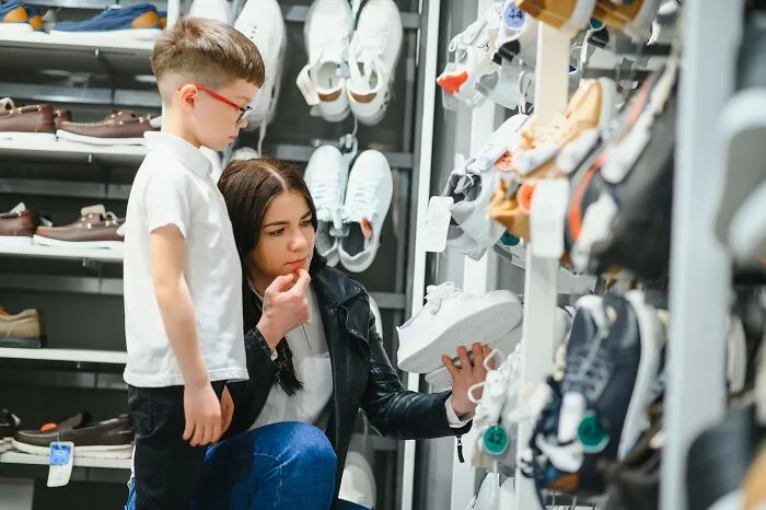 “Don’t Say That To Your Kid”: 22 Tips On Teaching And Parenting From This School Principal
