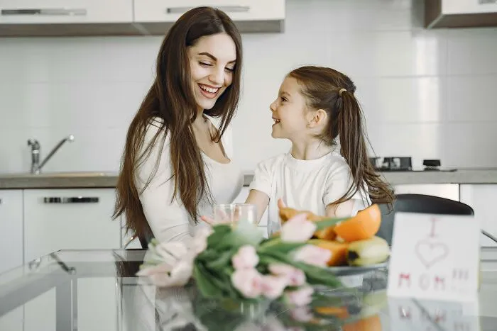 “Don’t Say That To Your Kid”: 22 Tips On Teaching And Parenting From This School Principal