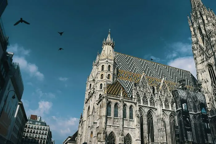 Someone Asked “What Is The Best City You’ve Ever Visited?” And 30 Peeps Delivered