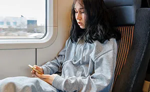 “I Needed The Seat”: Teen Leaves Karen Red-Faced After Showing Her Why She Can’t Have Her Seat