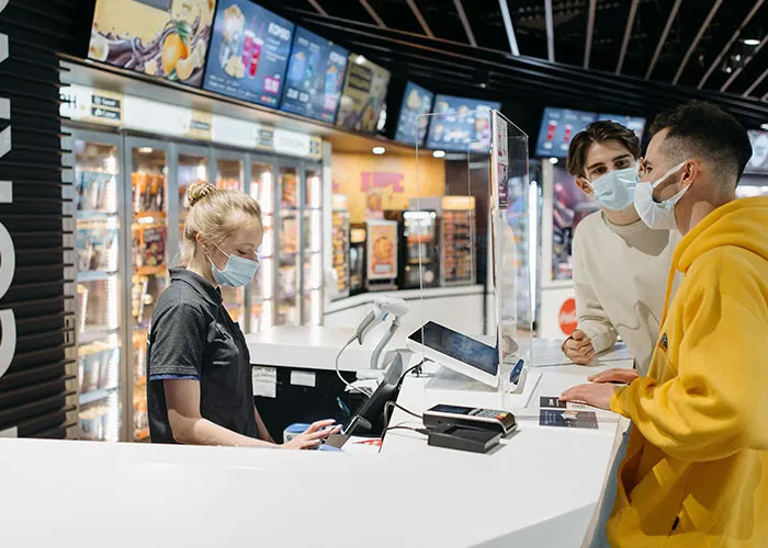 45 Times Dumb Customers Really Pushed Retail Workers To The Limit With Their Questions