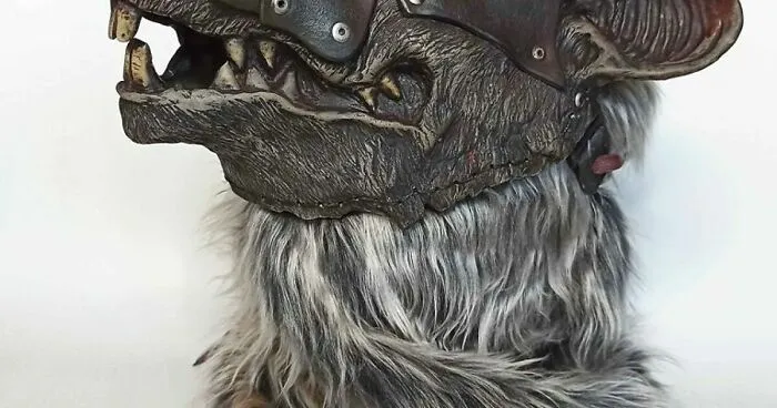 I Made A Battle Rat Mask (8 Pics)