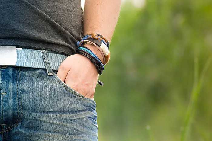 Someone Asks People To Share The Grossest Thing Their Partner Does, And 30 Don't Hold Back