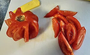 50 Times Men Exposed Gross And Annoying Habits Of Their Wives And GFs
