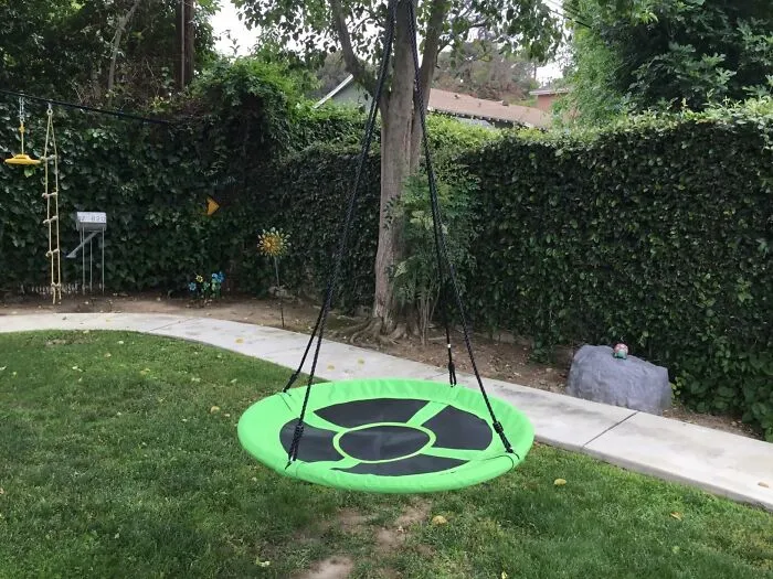 Elevate Playtime:<span Style="Font:inherit;color:#d74b1f;"> The Saucer Swing </Span> That’s Out Of This World