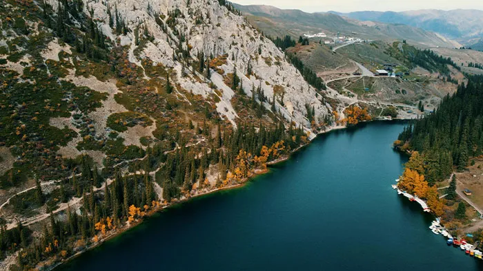 “Can’t Recommend It Enough”: 22 Travelers Share Unpopular Travel Destinations That Are Worth It