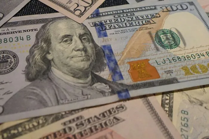 40 People Reveal The Thing They Did For Money That They're Most Ashamed Of
