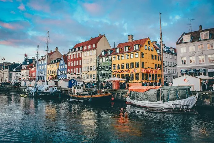 Someone Asked “What Is The Best City You’ve Ever Visited?” And 30 Peeps Delivered