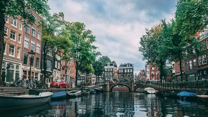 Someone Asked “What Is The Best City You’ve Ever Visited?” And 30 Peeps Delivered