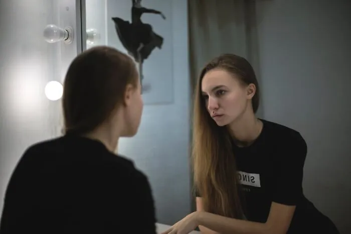 "He Rarely Brushed His Teeth": 30 Women Share Unusual Reasons They Broke Up With Their Partner