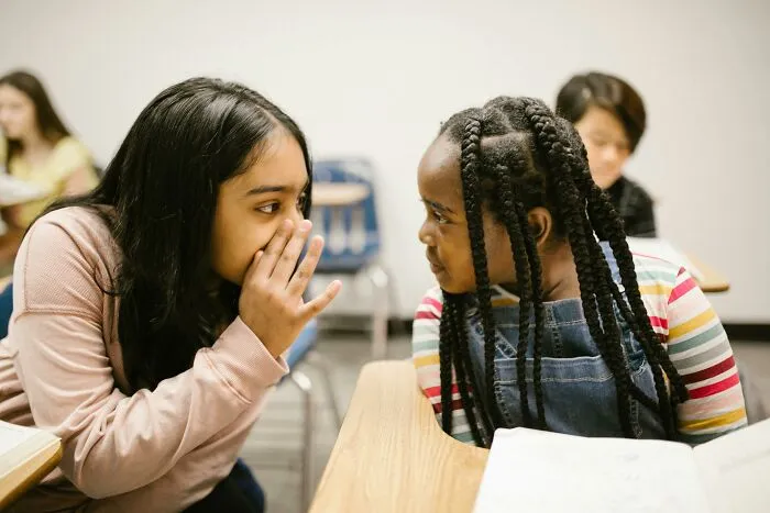 36 People Spilled The Beans About The Scandals At Their Schools That Shocked Everyone