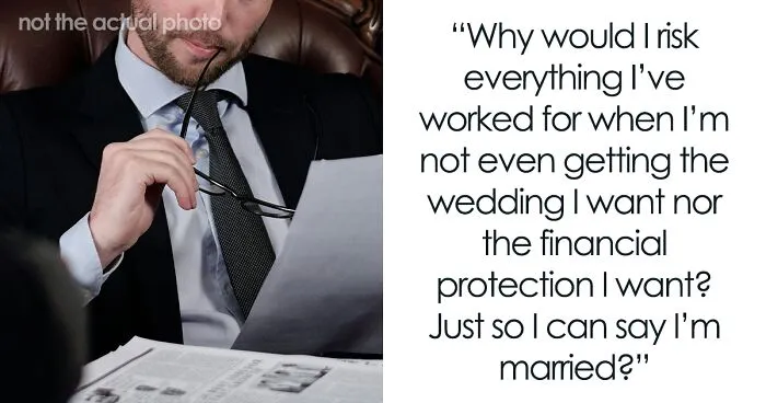 Pregnant Woman Thinks Prenup Is Unfair, Guy Halts The Wedding