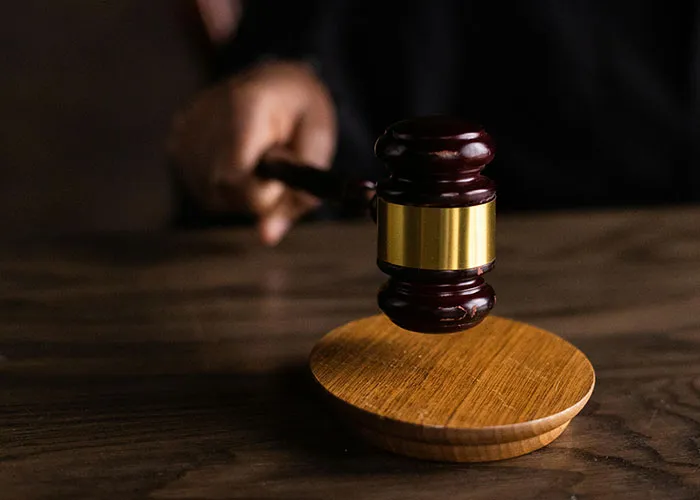 34 Of The Most Surprising Loopholes That Got Cases Instantly Dismissed