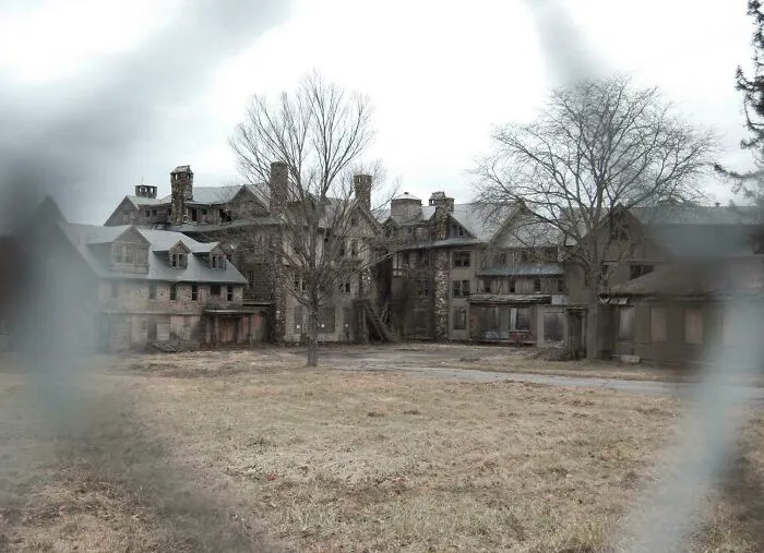 Escuela femenina Bennet en Millbrook, Nueva York. Cerrada desde 1978