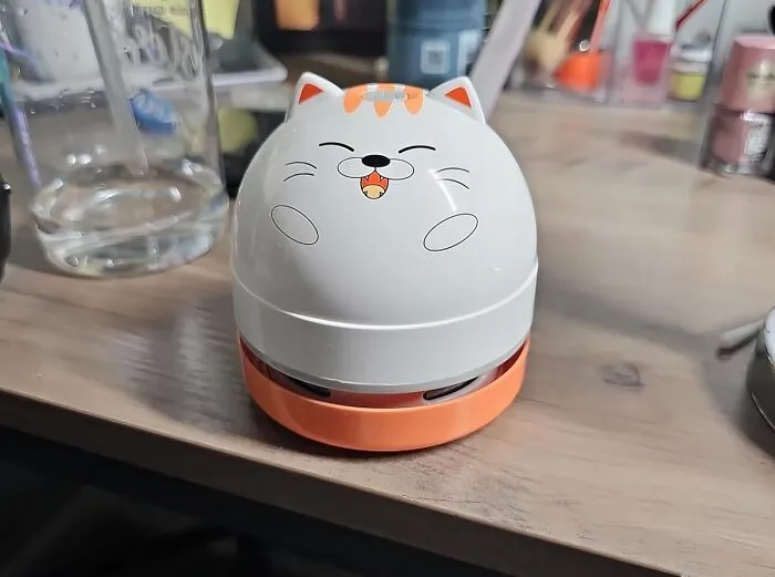 Mini Desktop <span Style="Font:inherit;color:#d74b1f;"> Vacuum Cleaner</Span>: Cause Every Desk Needs A Little Clean-Up Crew