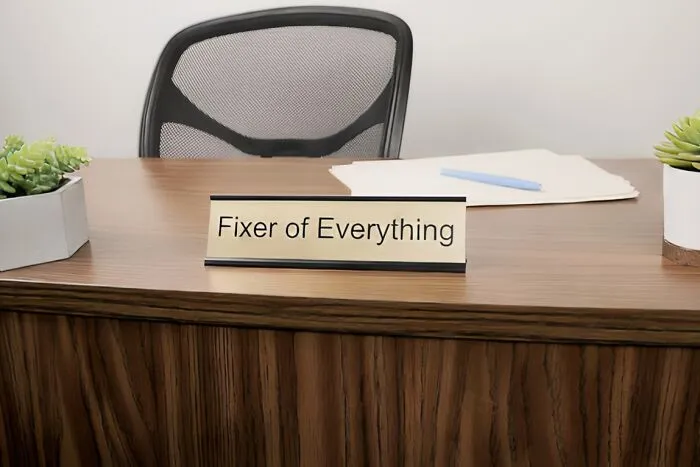 <span Style="Font:inherit;color:#d74b1f;"> Funny Desk Plate</Span>: Add A Touch Of Humor And Authority To Your Workspace With This Quirky Desk Accessory