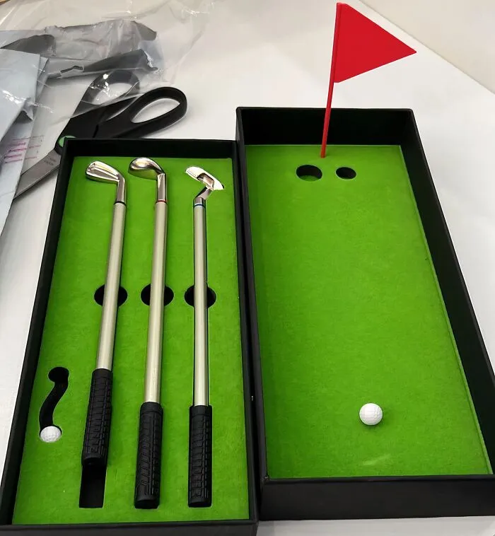 <span Style="Font:inherit;color:#d74b1f;"> Golf Pen Desktop Game</Span> - The Perfect Office Break-Time Distraction!