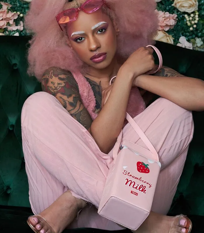 This <span Style="Font:inherit;color:#d74b1f;"> Strawberry Milk Cross Body Purse </Span> Will Fast Become Your Favorite Fruity Fashion Accessory 