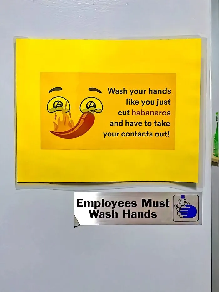 30 Carteles tan divertidos como absurdos que había que compartir
