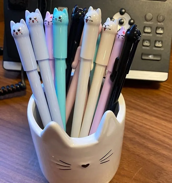 These <span Style="Font:inherit;color:#d74b1f;"> Cat Pens </Span> Are Fur-ociously Cute