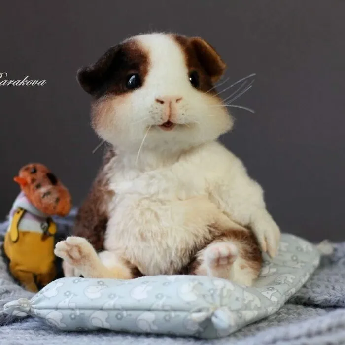 This Artist Makes Felted Wool Animals Through Needle Felting (21 New Pics)