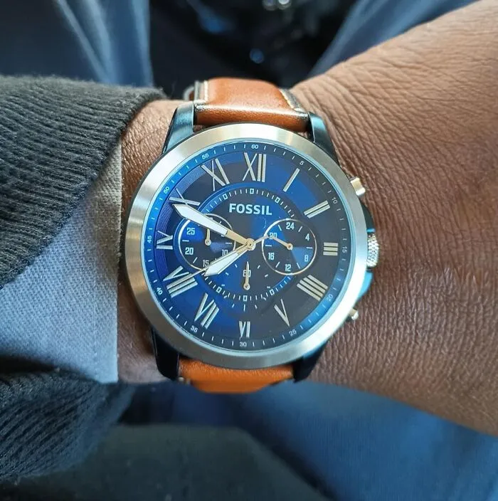 Is It Time For Your Dad To Upgrade His Wrist Accessories? Invest In A Stylish <a Style="Display:inline;" Href="Https://Www.amazon.com/Fossil-Quartz-Stainless-Leather-Chronograph/Dp/B017sn1oi8?ie=utf8&linkcode=ll1&tag=bpdeer-20&linkid=d1276d66cd8b7b2a65c3d78e29d209d3&language=en_us&ref_=as_li_ss_tl" Target="_blank">  <span Style="Font:inherit;color:#d74b1f;"> Men's Watch</Span>
