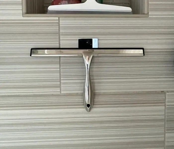 Hang Up Your <a Style="Display:inline;" Href="Https://Www.amazon.com/Hiware-All-Purpose-Shower-Squeegee-Bathroom/Dp/B07f9rgm6b?crid=1atwkxr47dvgh&dib=eyj2ijoimsj9.icm48y0qh5sc8rths06vftghwfc0hmix4y2d6kfr3bqyhrmv3wpuxrpqa_0p8svcjpcyxhlznukdwkit_ejitutjrqp4id_drpoflljfjywsxl7c_er17znfum38cpp_m1ajggtym3og6dwelnklrd_wtq0etjkj_9rqrjruednovqq4jfvekcboxjdqtlxz---Bjwpolg6fxgflth3mpi1eimxtnmlpzcnnmm16yprbum4u-2ejwu2tgv6xd7ytamcizkem_tildhfmbw3w1jv5ymzk_arrlswq6uboqos.oc6dx3yuzzqr0me67-Rdwliwpaxiebhjbrxmdeit5nq&dib_tag=se&keywords=bathroom+squeegee&qid=1717142586&s=home-Garden&sprefix=bathroom+squegee%2cgarden%2c177&sr=1-5&linkcode=ll1&tag=bprabbit-20&linkid=6ffb51ef3734d2f000eb530c03e87bf9&language=en_us&ref_=as_li_ss_tl" Target="_blank"><span Style="Font:inherit;color:#d74b1f;"> Shower Squeegee </Span> And Keep Your Shower Glass Looking Sparkling