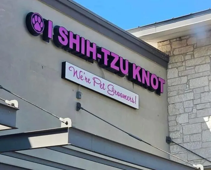 30 Funny Signs That Defy Logic And Common Sense, Posted In This Online Group