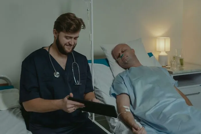 33 Funny Things People Said To Medical Staff Before Their Anesthesia Started Working