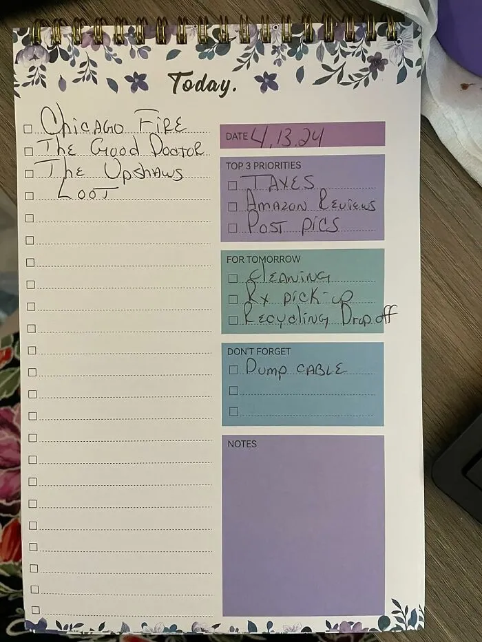 This <span Style="Font:inherit;color:#d74b1f;"> To Do List Notepad </Span> Is Simple And Cute, Everything We Need In An Organisational Staple