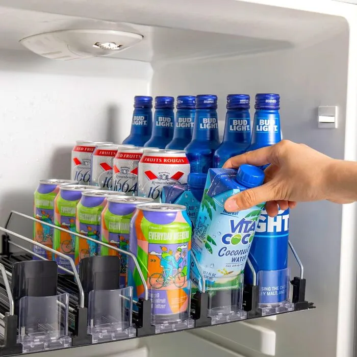 A <span Style="Font:inherit;color:#d74b1f;">self-Pushing Soda Can Dispenser </Span> Turns Your Fridge Into A Vending Machine