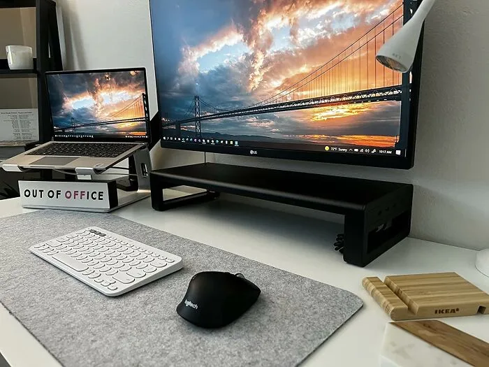 This Sleek <span Style="Font:inherit;color:#d74b1f;">  Desk Organizer </Span> Adds More Space But Also Doubles As A Charging Station!