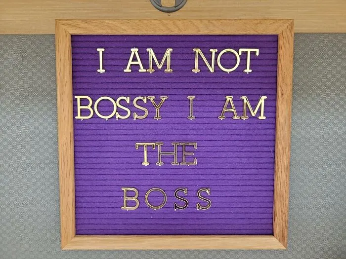 USA This <span Style="Font:inherit;color:#d74b1f;"> Changeable Letter Board </Span> To Teel Everyone At Home To Buzz Off!