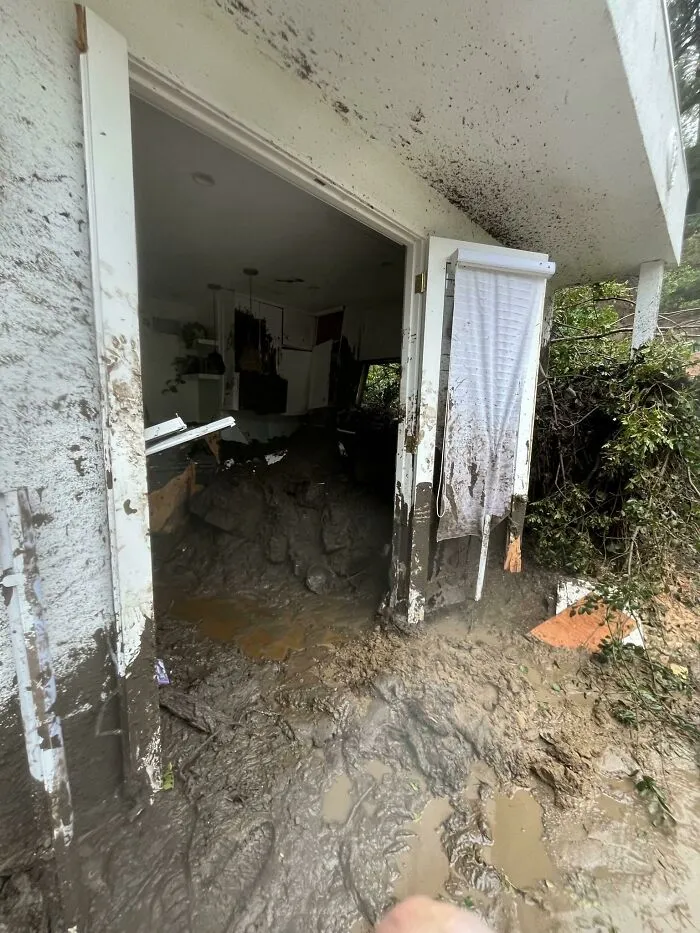 30 Times Building Inspectors Uncovered Horrifying Things While On The Job (New Pics)