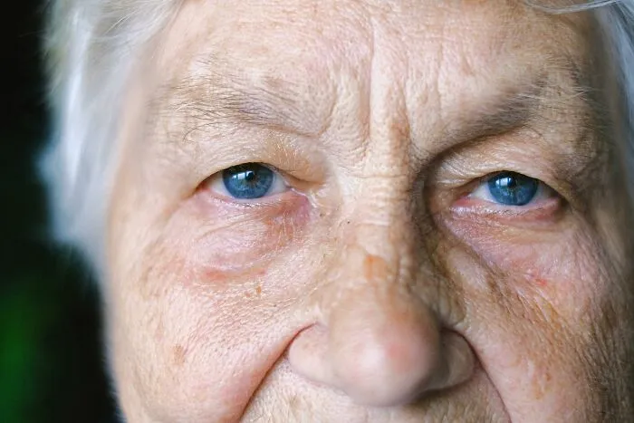 Emotional Last Words Heard By Medical Staff From Patients On Their Deathbeds (30 Moments)