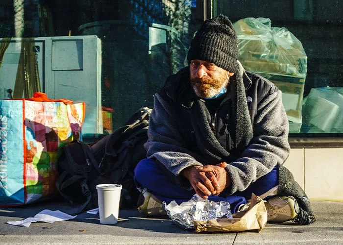 45 Strange Childhood Realities People Later Learned Were Far From “Normal”